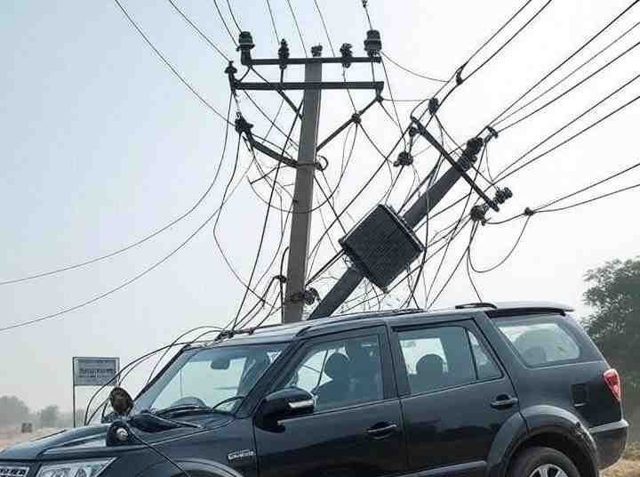ADM's car got entangled in electric wires, the pole got bent